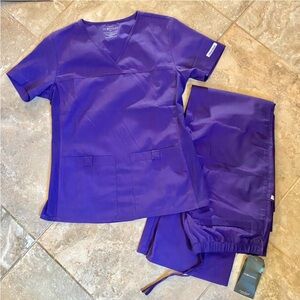🆕 Scrub Set - Purple, Sz Small